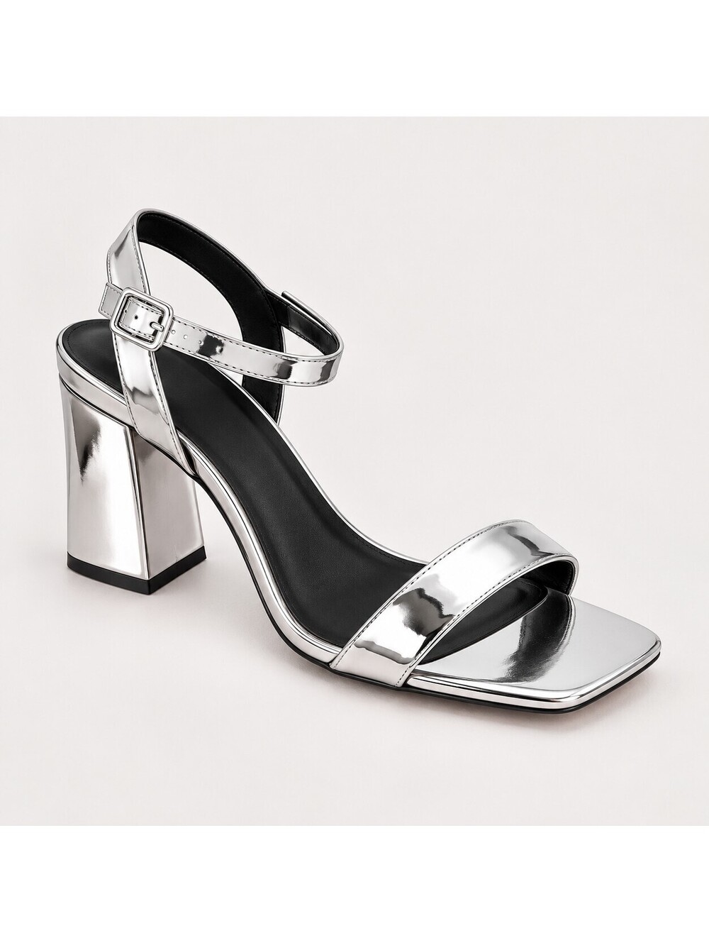 NWB PrettyLittleThing Silver Metallic Square Toe Block Heel Sandals Size 5